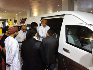 رئیس هیات مدیره اتاق بازرگانی عمان از غرفه سایپا بازدید کرد