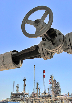 تبدیل بیش از 20 درصد از نفت خام پالایشگاه آبادان به بنزین  
