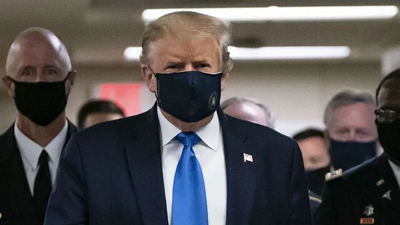 سندرز: ماسک زدن ترامپ دیرهنگام است