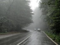 جاده های مازندران بارانی و لغزنده/ لغو انسداد جاده کندوان