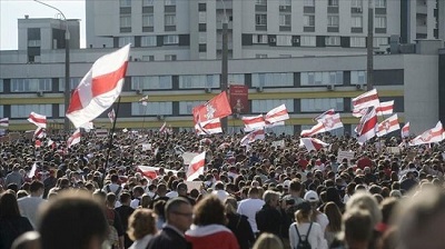 بلاروس: تعداد تظاهرکنندگان رو به کاهش است