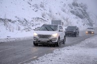 برف و باران جاده های کردستان را لغزنده کرد