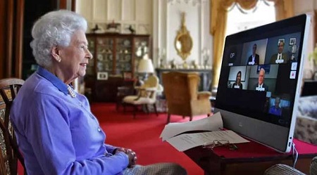 عکس خاصِ رویترز از ملکه بریتانیا